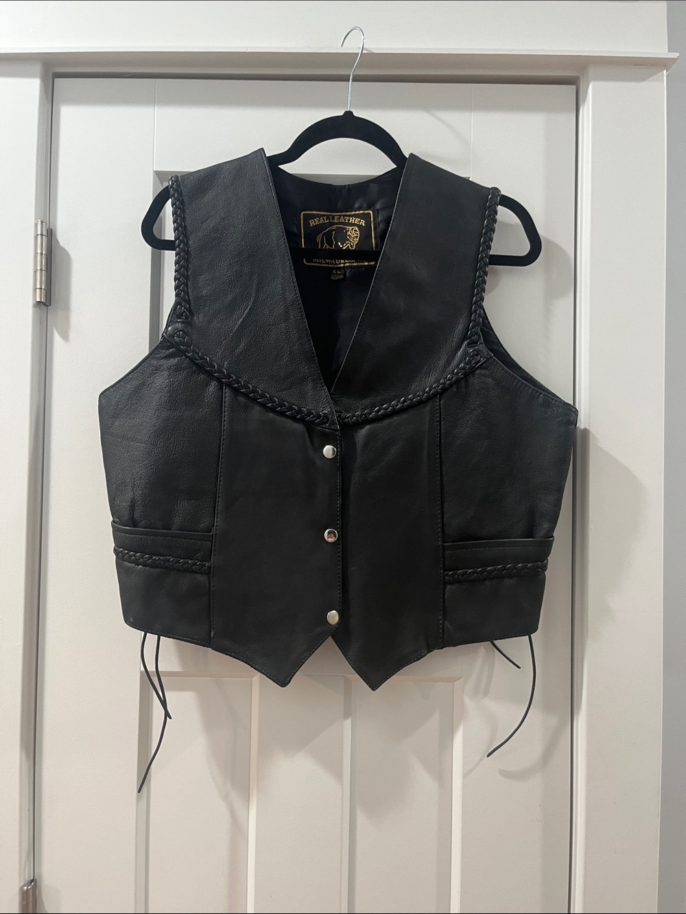 Women's Black Braided Leather Vest Milwaukee Wisconsin Womens XL Motorcycle Moto
